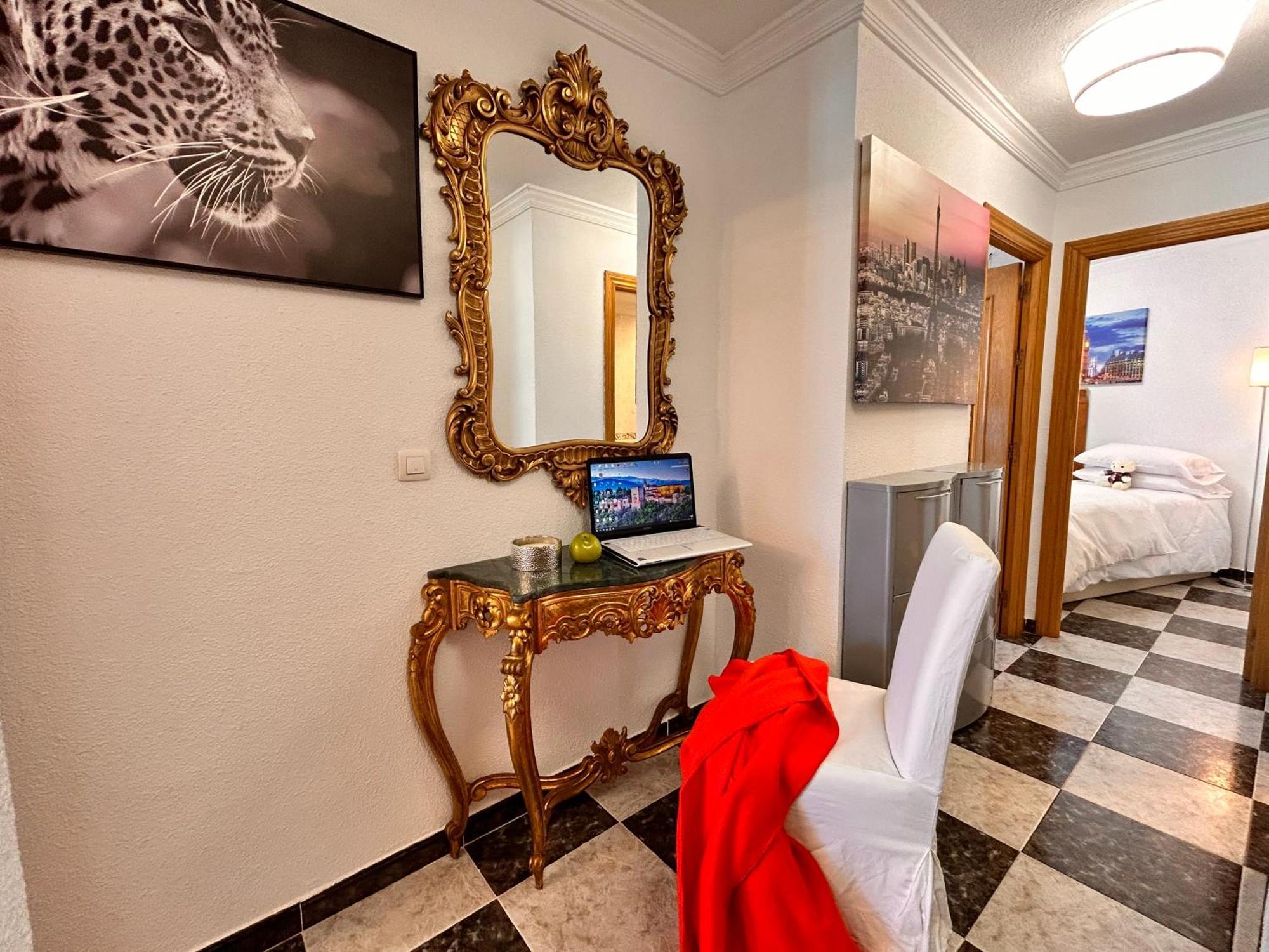 Iberos Royal Daire La Zubia  Dış mekan fotoğraf